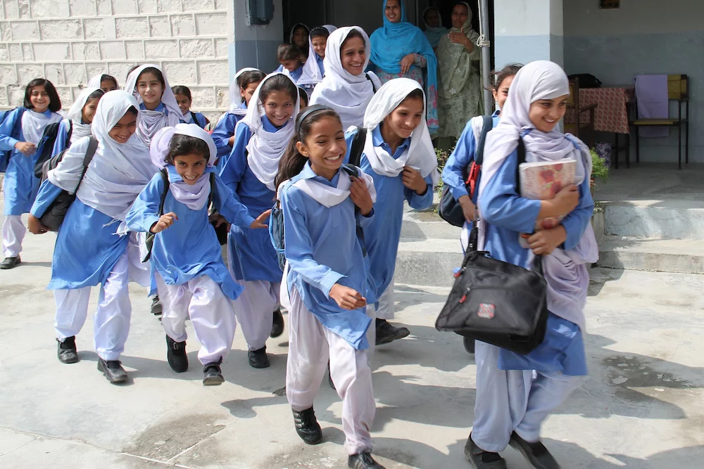 education-in-pakistan-challenges